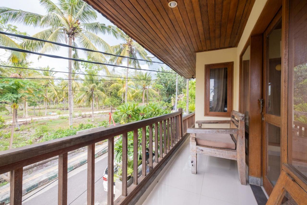 The Point Surfcamp Bali Otel Pulukan Dış mekan fotoğraf