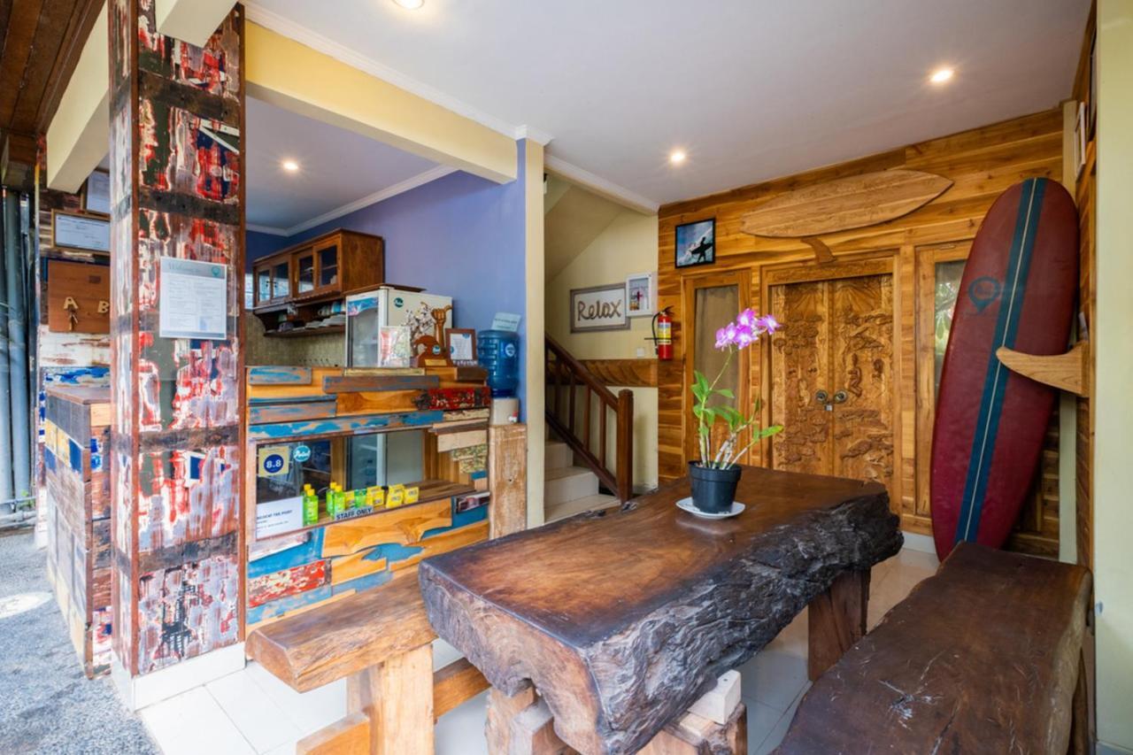 The Point Surfcamp Bali Otel Pulukan Dış mekan fotoğraf
