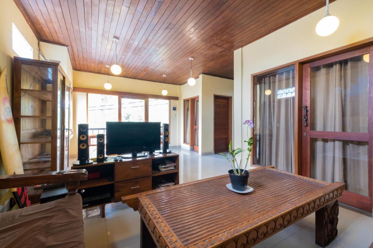 The Point Surfcamp Bali Otel Pulukan Dış mekan fotoğraf