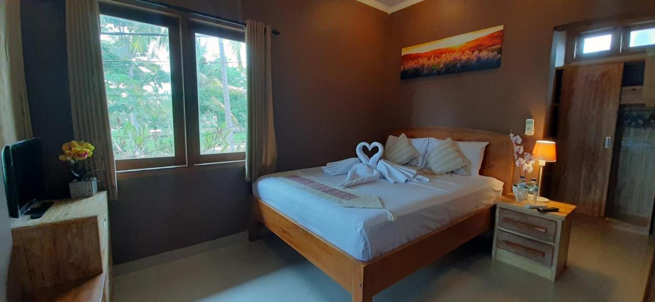 The Point Surfcamp Bali Otel Pulukan Dış mekan fotoğraf